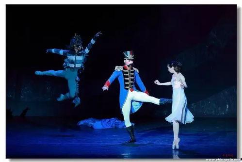 胡桃夹子时装爆料视频大全,时尚盛宴背后的精彩瞬间  第2张